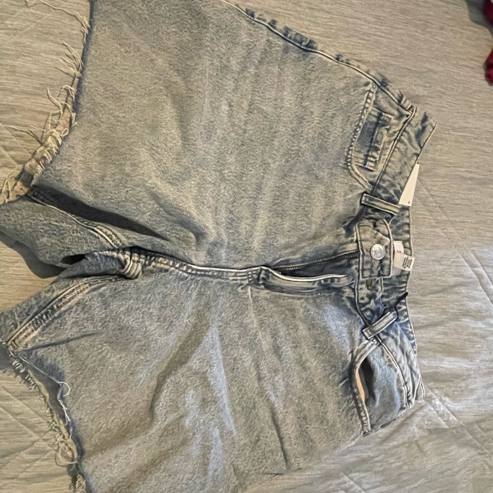 Forever 21 Light Wash Denim Shorts